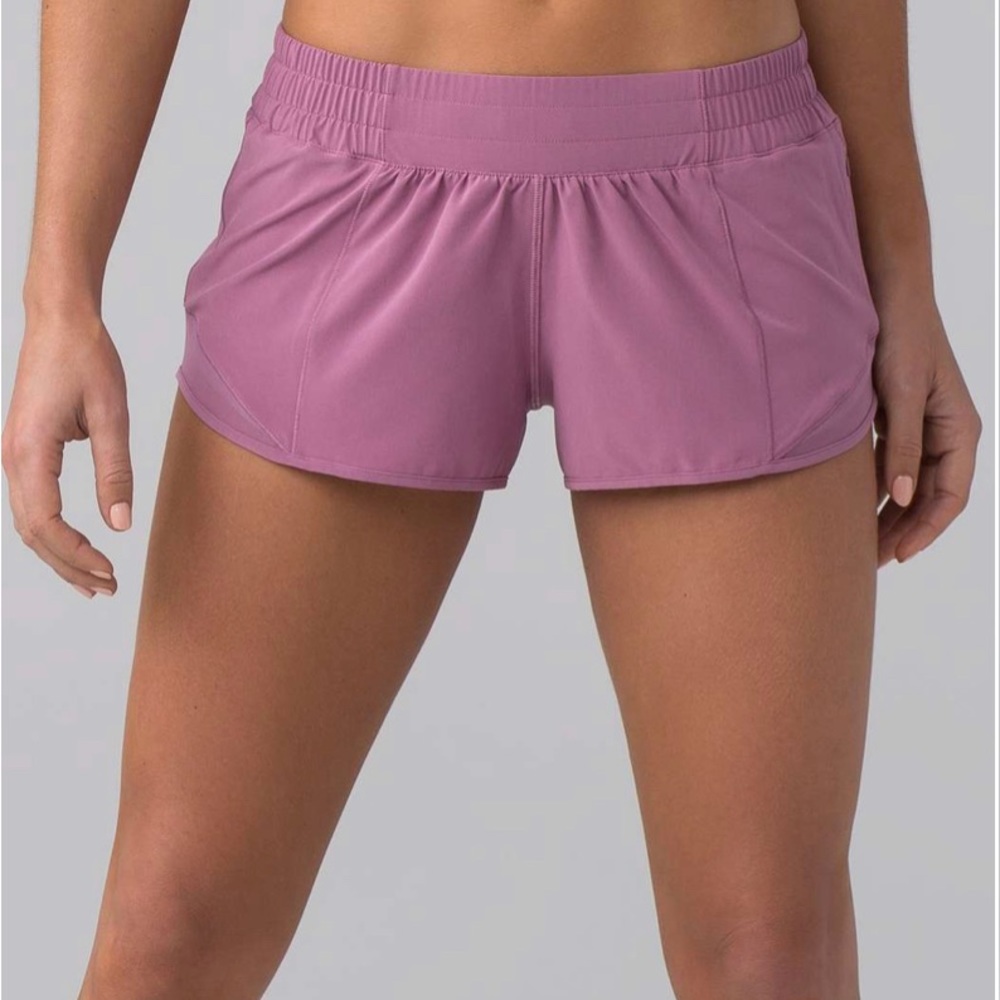 Lululemon hotty hot shorts 2.5” velvet dusk
